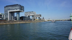 Cologne Rhine Apartments