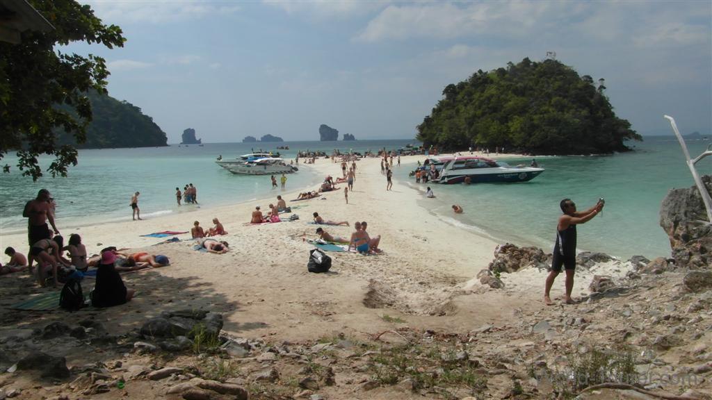 Tup Island Beach