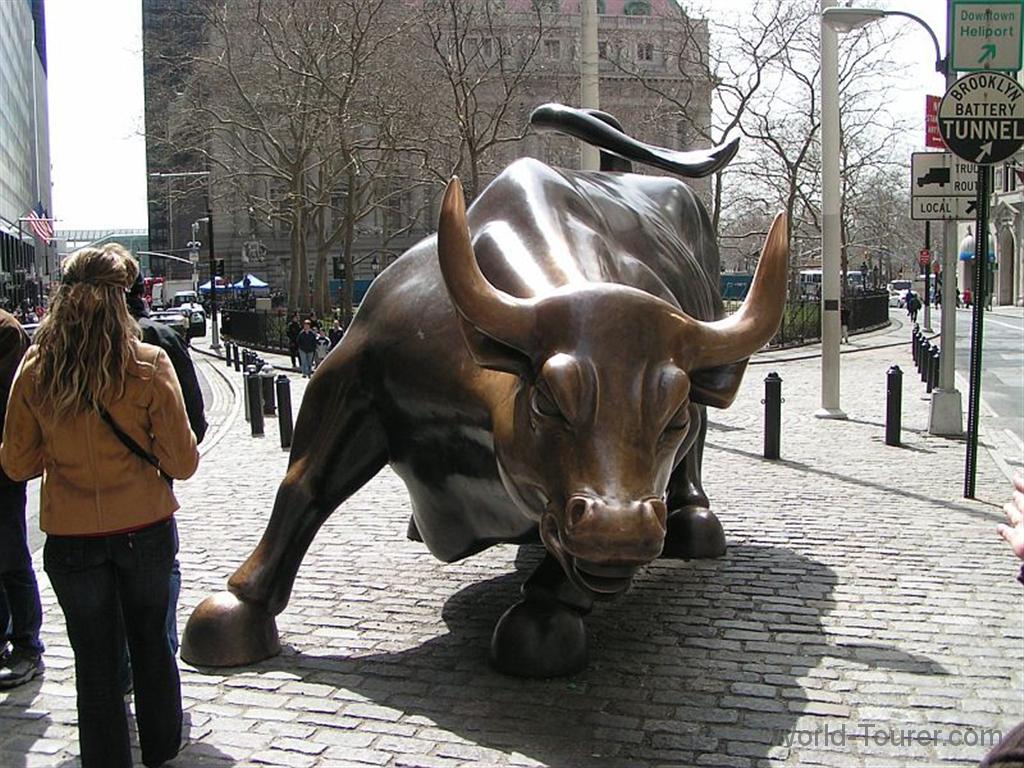 Wall Street Bull