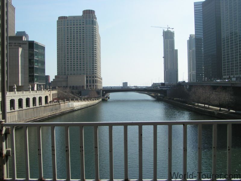 Chicago River