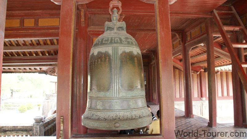 Hue Palace Bell